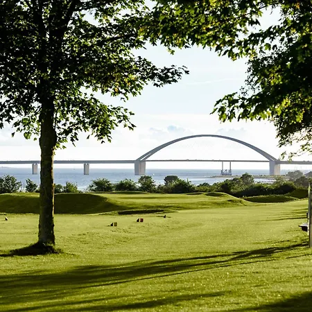 Hotel Golf 'n Wave Aktivresort 4*