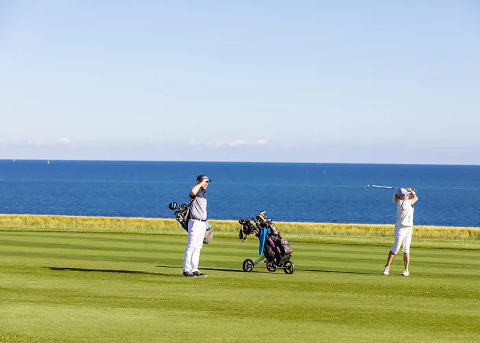 Golf 'n Wave Aktivresort ホテル フェーマルン